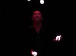 Jongleur_Benjamin_Pfeiffer_Illuminate_Balls