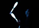 Jongleur_Benjamin_Pfeiffer_Lightclubs